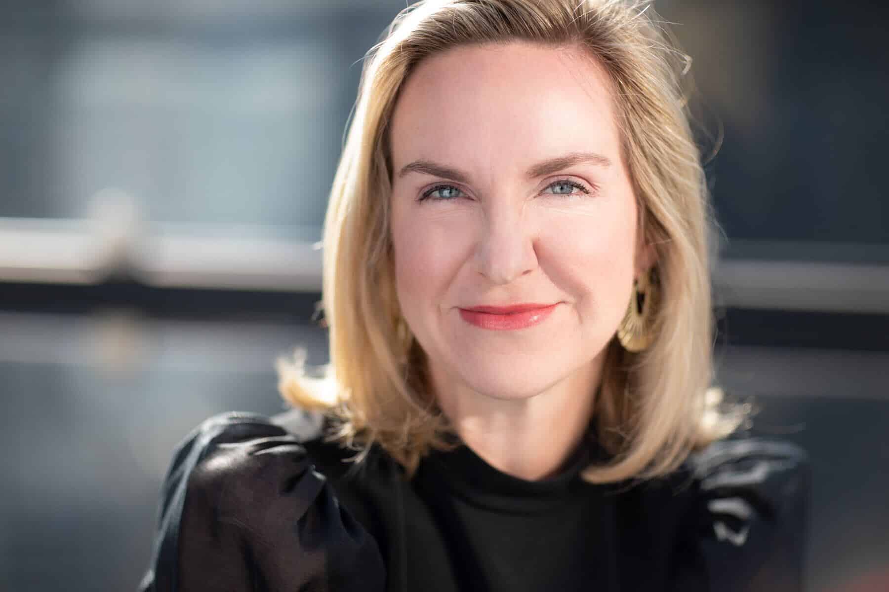 A headshot of Emily Ramshaw.